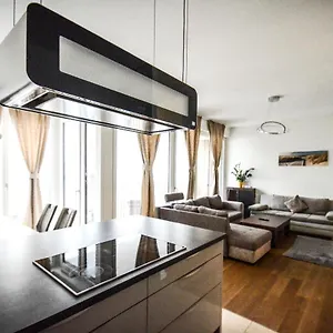 Hochwertig Im Herzen Stuttgarts Appartement