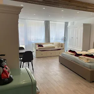 Beutelsbacherstr. 12 B Appartement